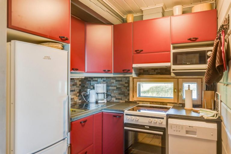 ähtäri mökki majoitus hyvölän talo panda golf kalastus tuuri lapsiperhe kartano